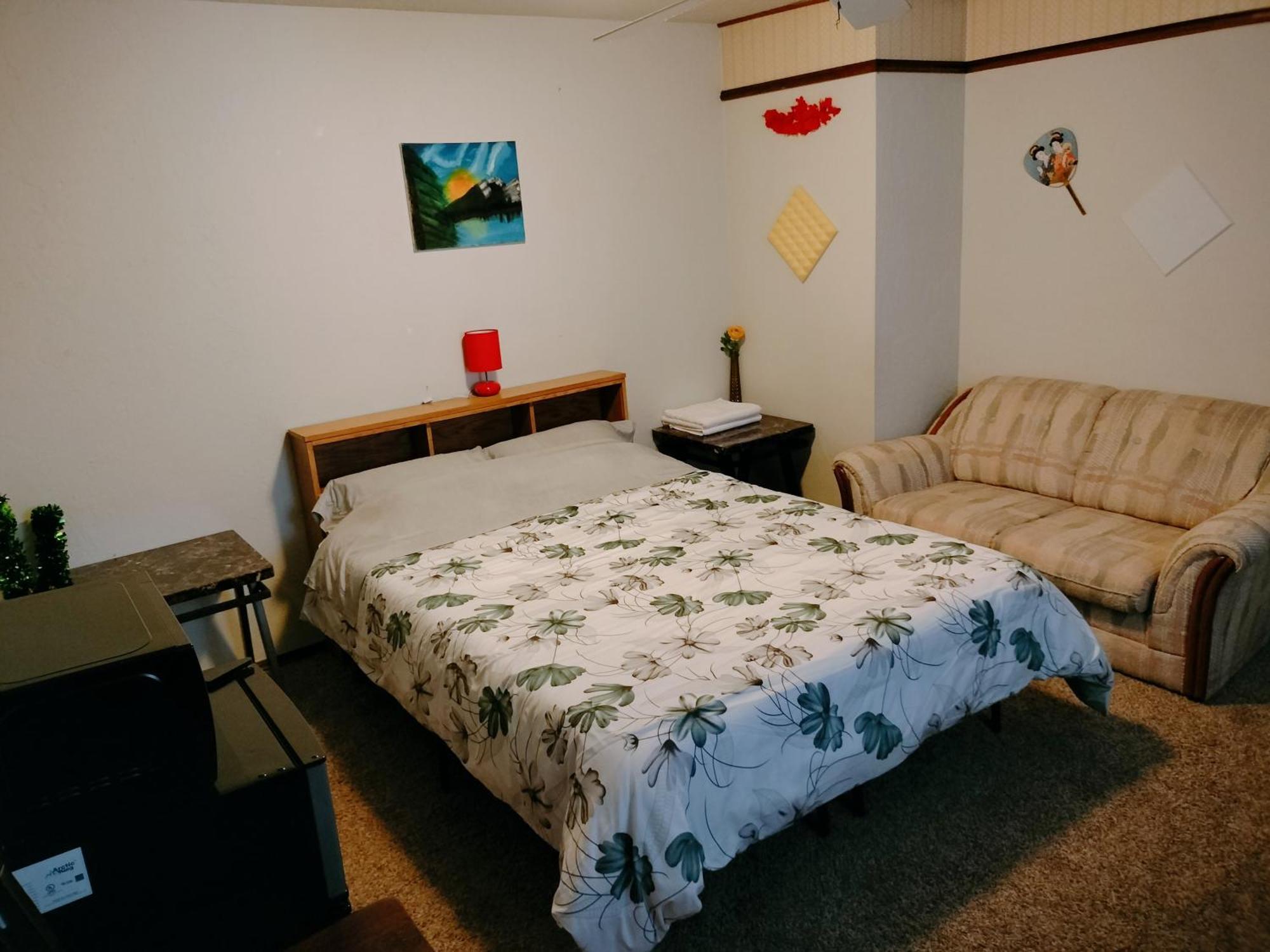 Golden Sunflower'S Apt B1 Lawton Exterior photo